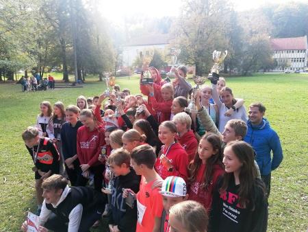 Kros občinskih reprezentanc na Ravnah (6)